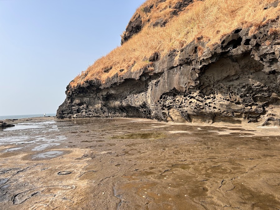 Harihareshwar Beach - Photo 3