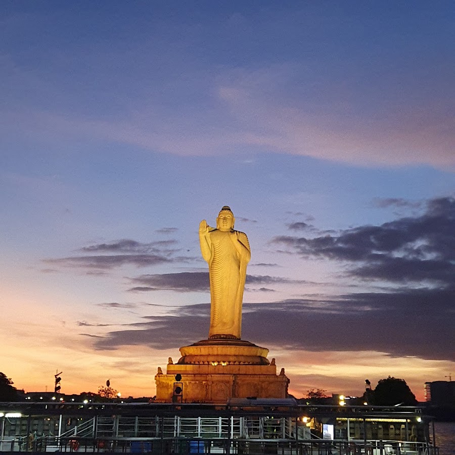 Hussain Sagar Lake - Photo 2