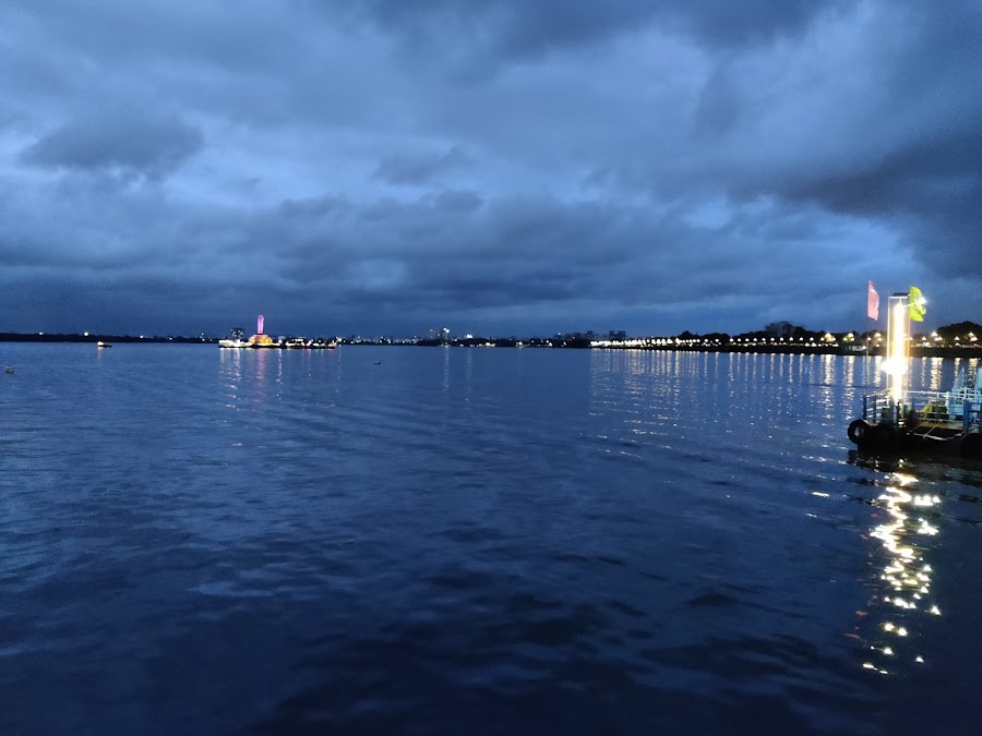 Hussain Sagar Lake - Photo 4