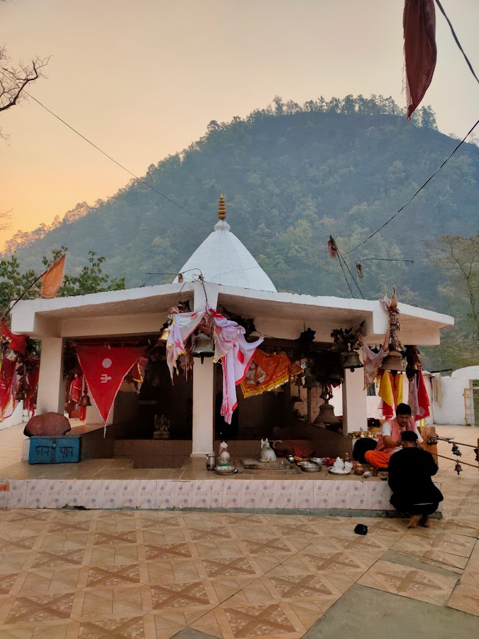 Pancheshwar Mahadev Temple - Photo 2