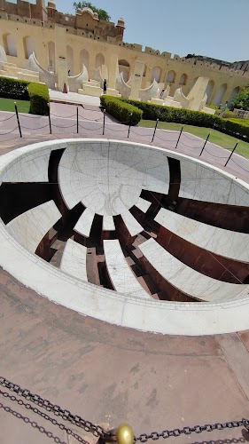 Jantar Mantar - Photo 4