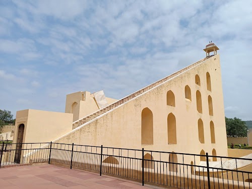Jantar Mantar - Photo 2