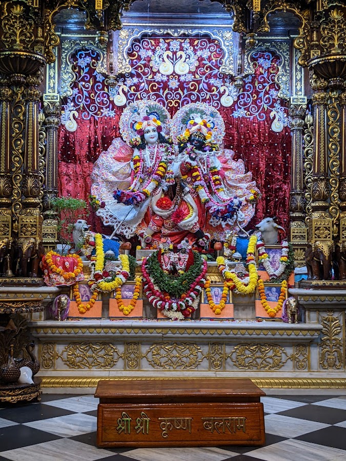 ISKCON Temple - Photo 2