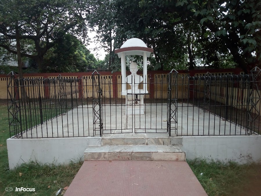 Sadaqat Ashram - Photo 4