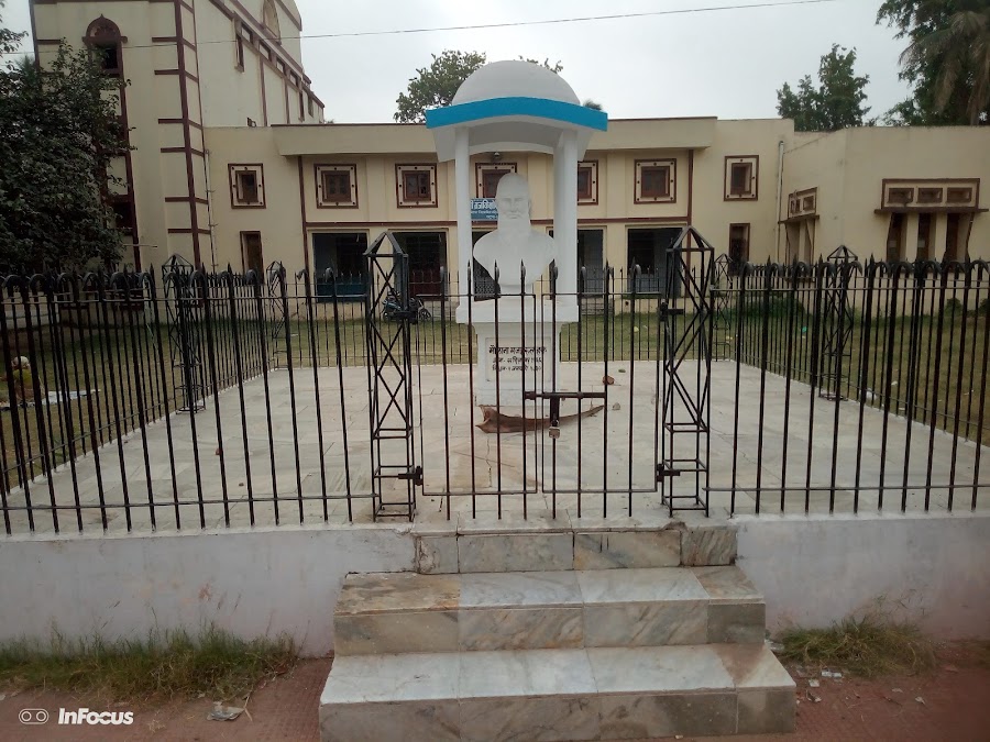 Sadaqat Ashram - Photo 2