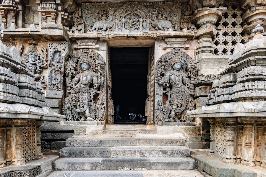Hoysaleswara Temple - Photo 3