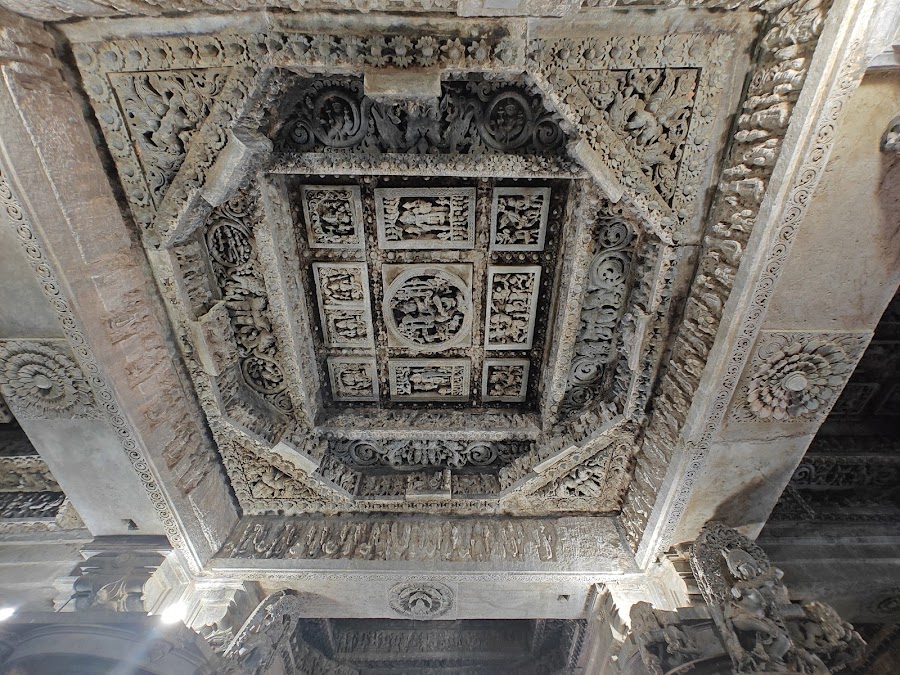 Hoysaleswara Temple - Photo 4