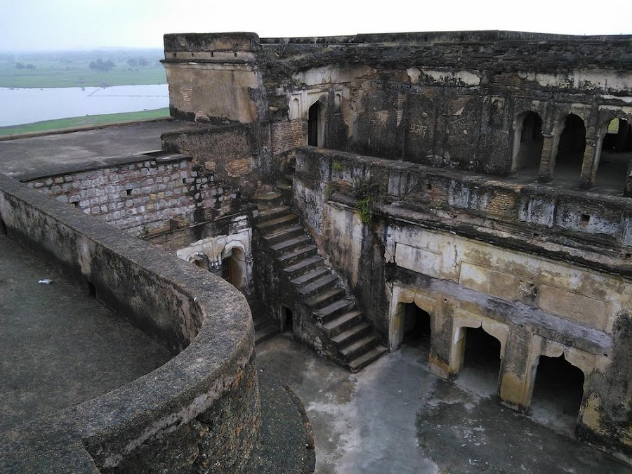 Barua Sagar Fort - Photo 2