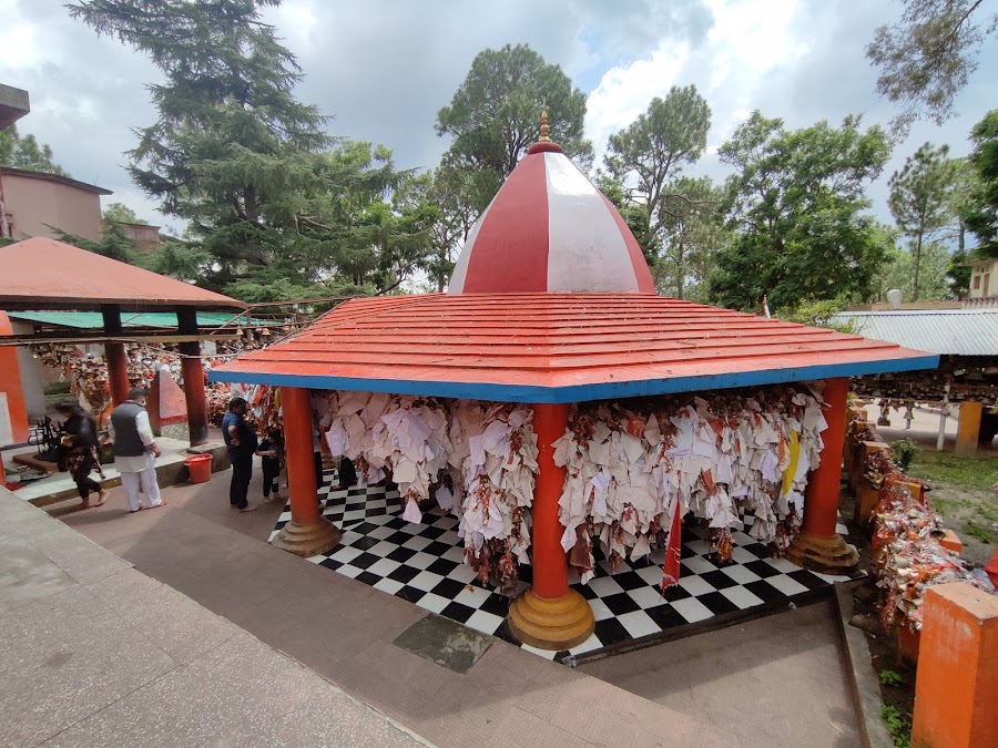 Golu Devta Temple - Photo 6
