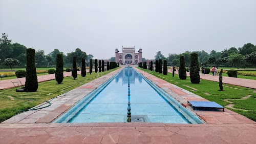 Taj Mahal - Photo 4