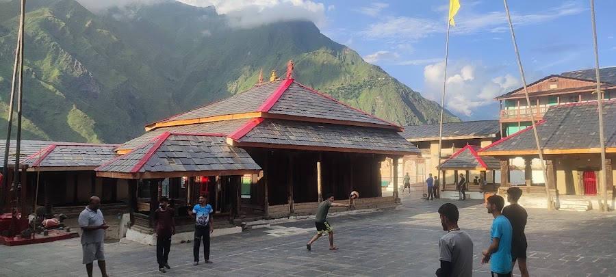 Chatrari Temple - Photo 2
