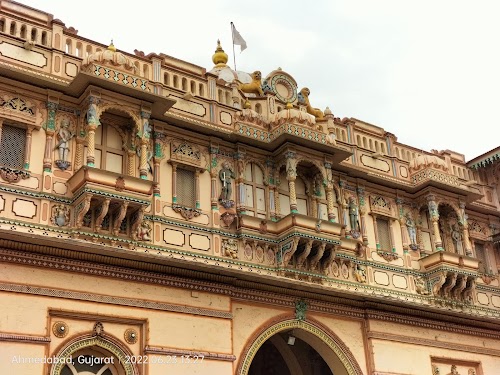 Shree Swaminarayan Mandir Kalupur - Photo 3