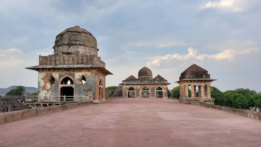 Jahaz Mahal - Photo 2