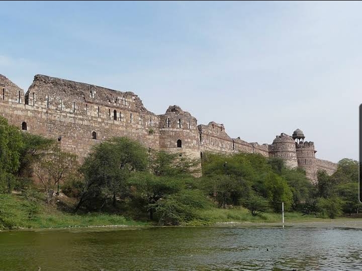 Purana Qila (Old Fort) - Photo 2