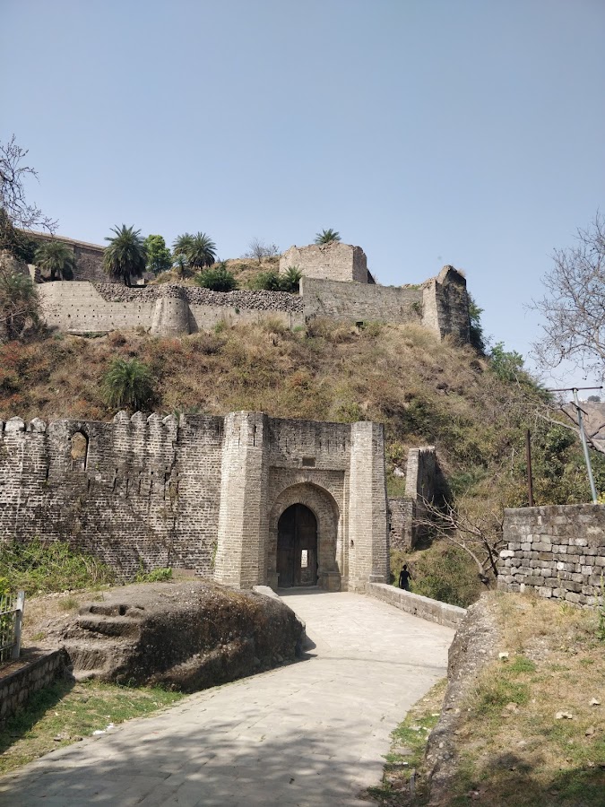Kangra Fort - Photo 3