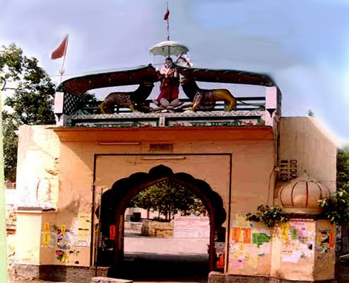 Devi Temple - Photo 4