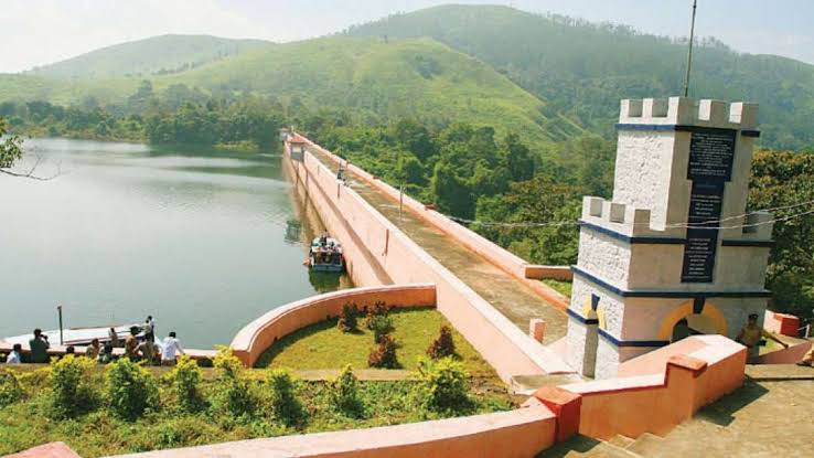 Mullaperiyar Dam - Photo 2