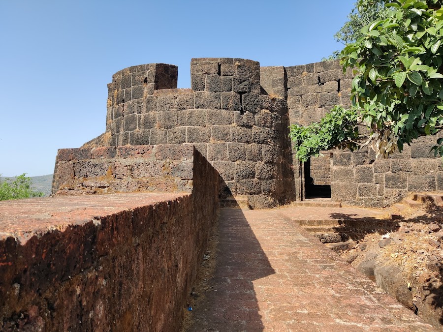 Bankot Fort - Photo 3
