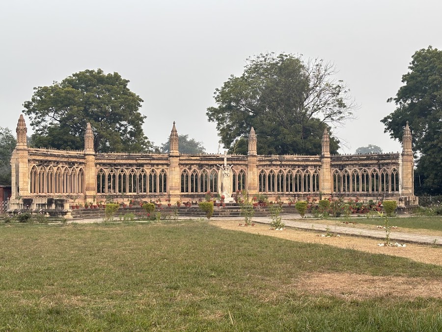 Kanpur Memorial Church - Photo 4