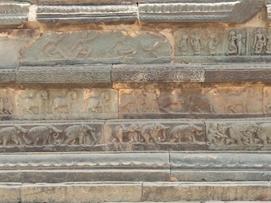 Royal Palace - Photo 2