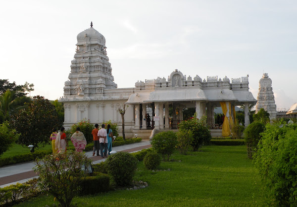 Balaji Temple - Photo 2