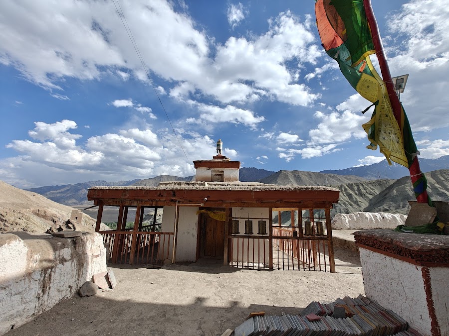 Basgo Monastery - Photo 4