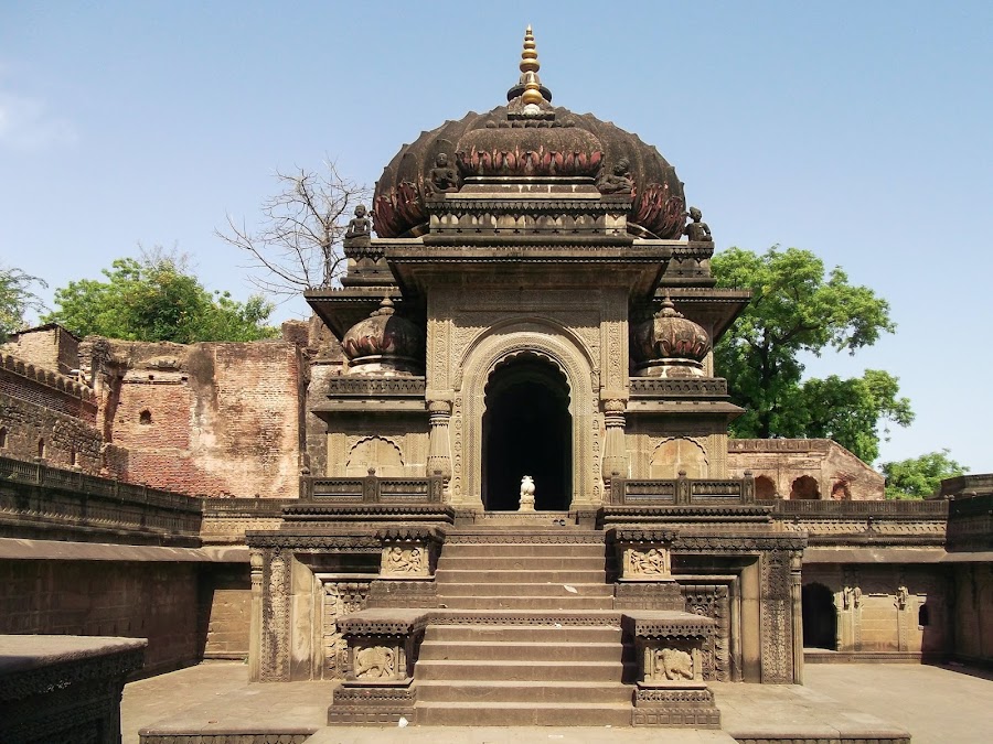 Ahilyeshwar Temple - Photo 4