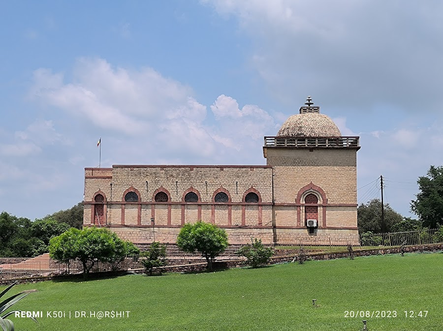 Ashoka Pillar - Photo 4