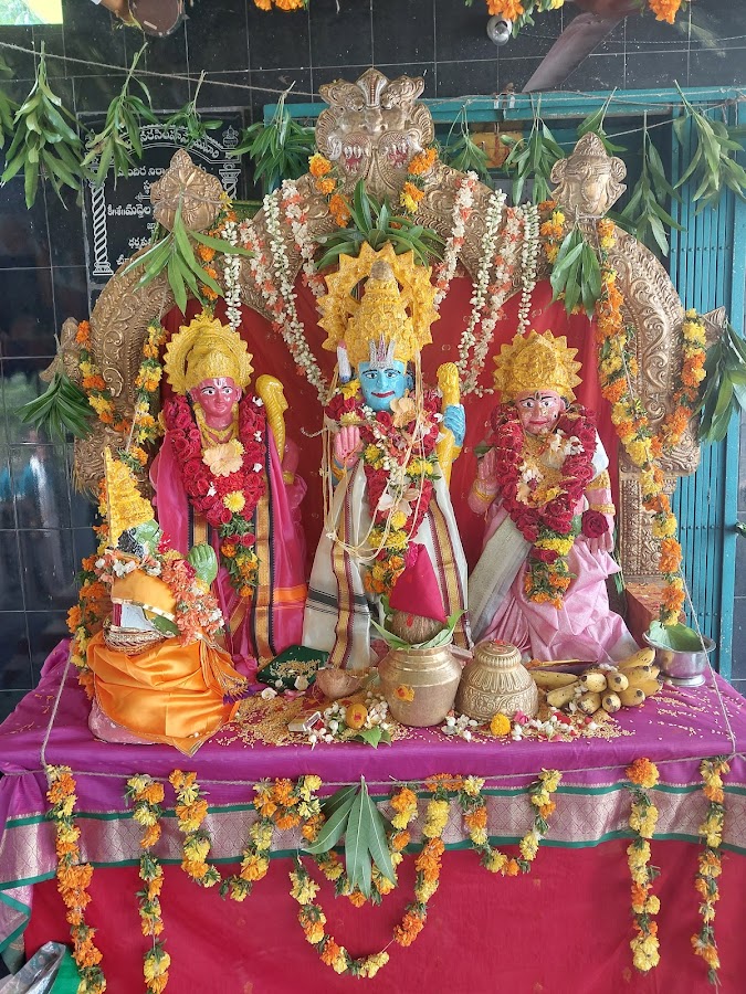 Sri Lakshmi Narasimha Swamy Temple - Photo 3