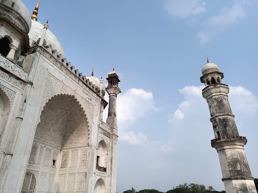 Bibi Ka Maqbara - Photo 2