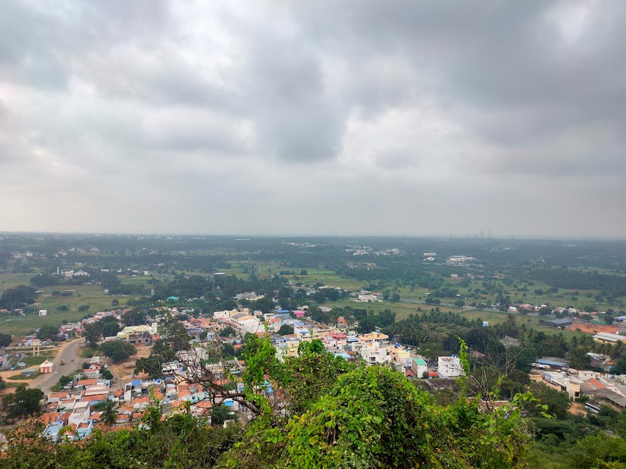 Sivanmalai Subramaniaswamy Temple - Photo 2