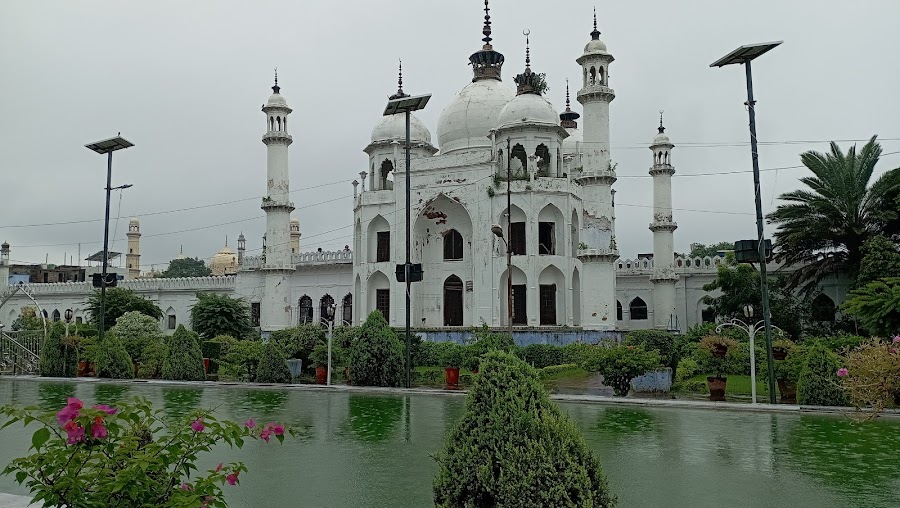 Chota Imambara - Photo 3