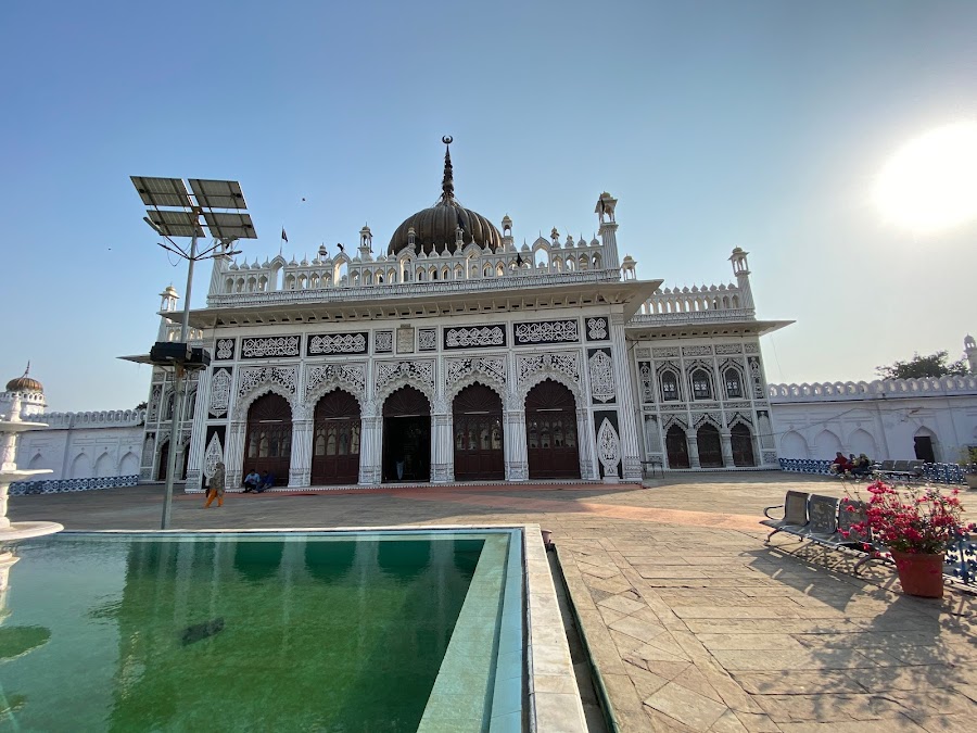 Chota Imambara - Photo 2