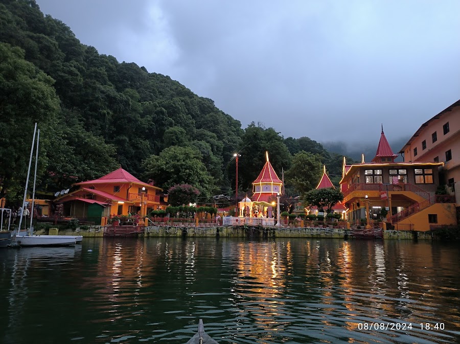 Shree Maa Naina Devi Temple - Photo 4