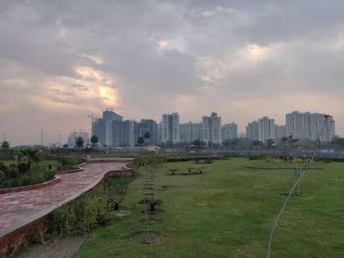 Noida - Photo 4