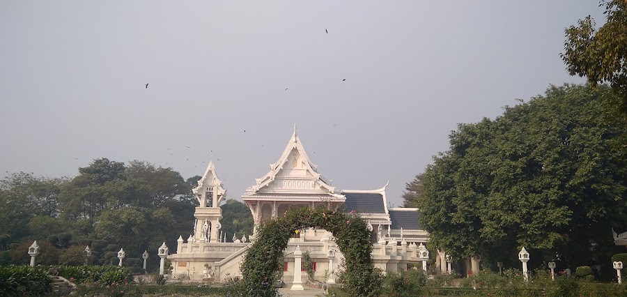 Thai Temple - Photo 3
