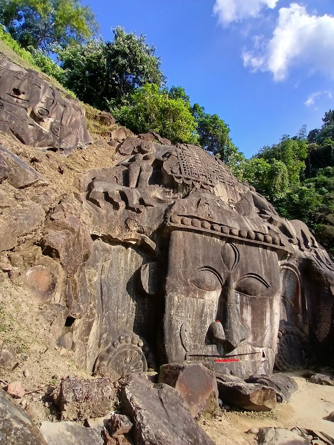 Unakoti Rock Carvings - Photo 3