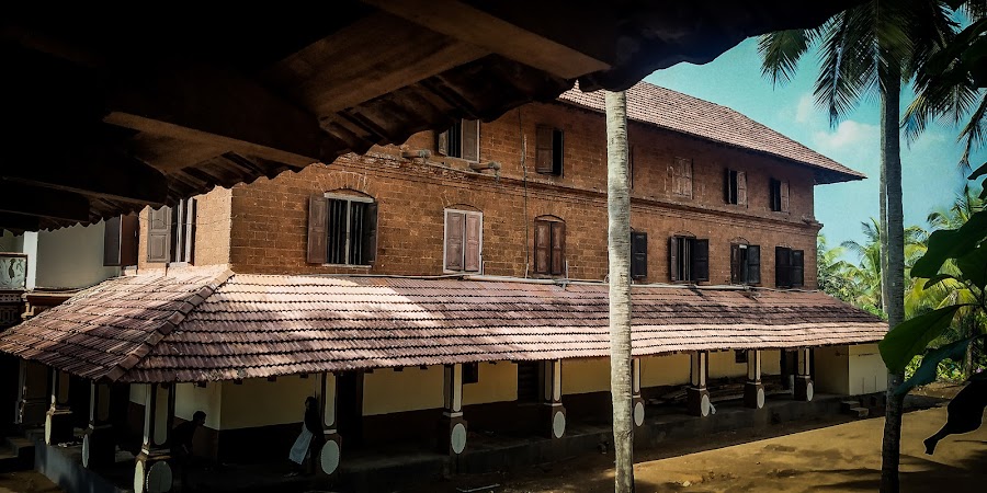 Varikkassery Mana - Photo 3