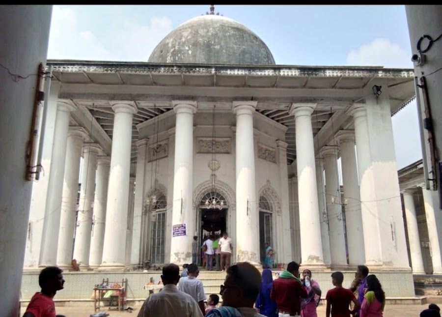 Nizamat Imambara - Photo 10