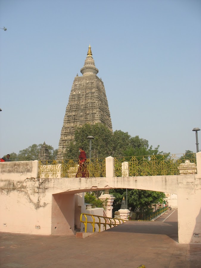 Muchalinda Sarovar Holy Pond - Photo 3
