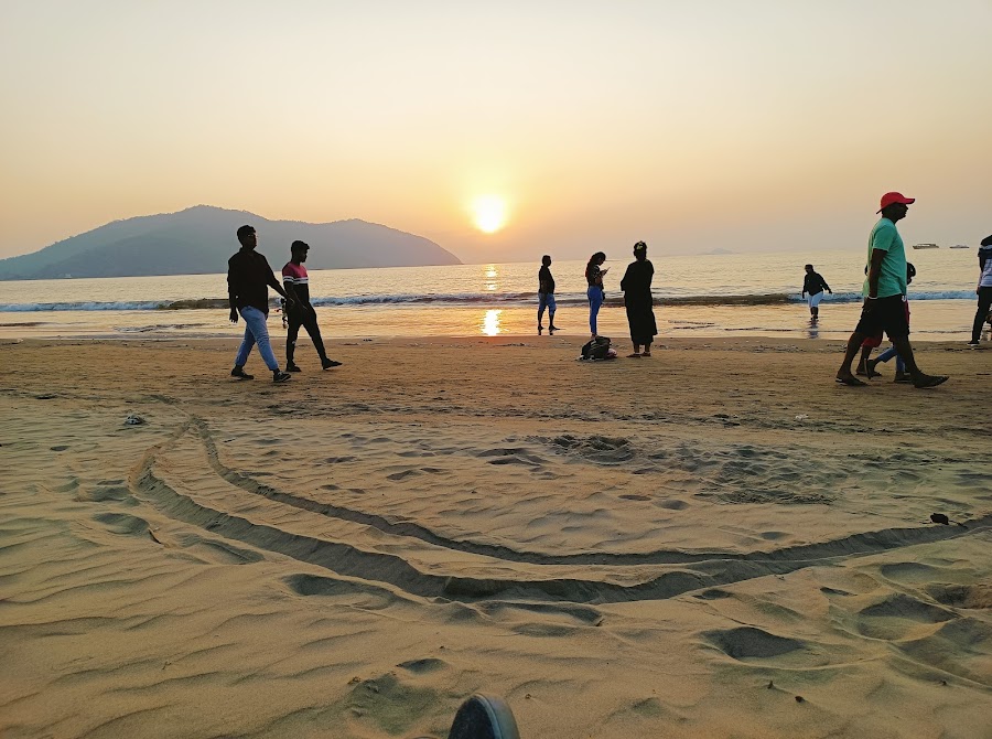 Karwar Beach - Photo 3