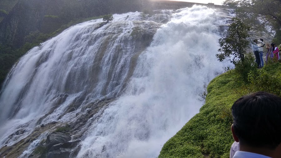Umbrella Falls - Photo 2
