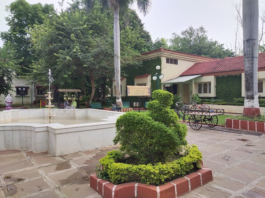 Dargah-e-Hakimi - Photo 4