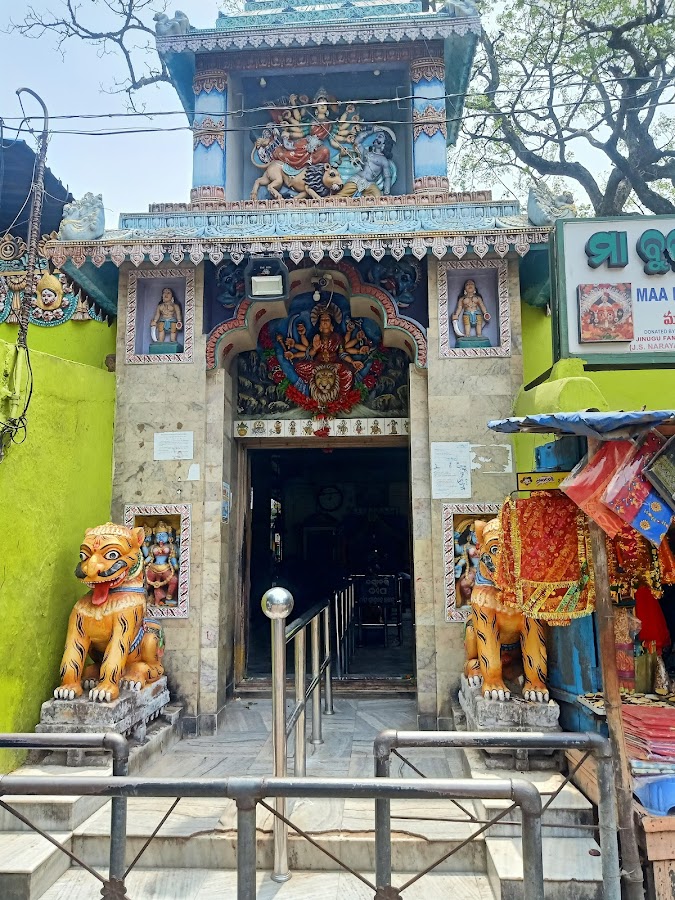 Budhi Thakurani Temple - Photo 2