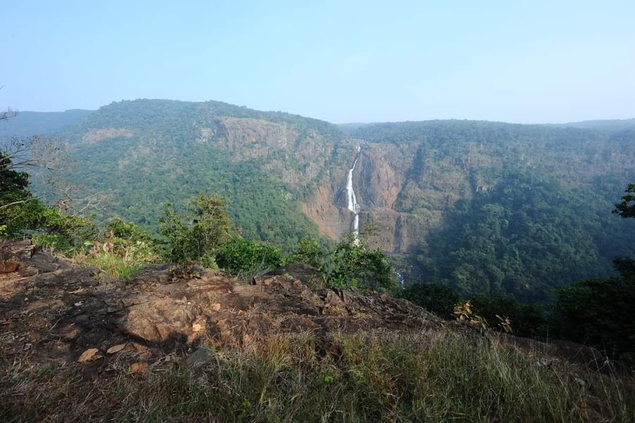 Uski Waterfall - Photo 3