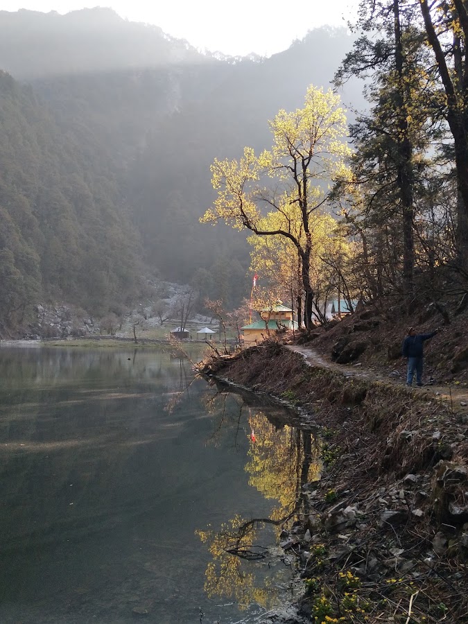 Dodital Lake - Photo 3