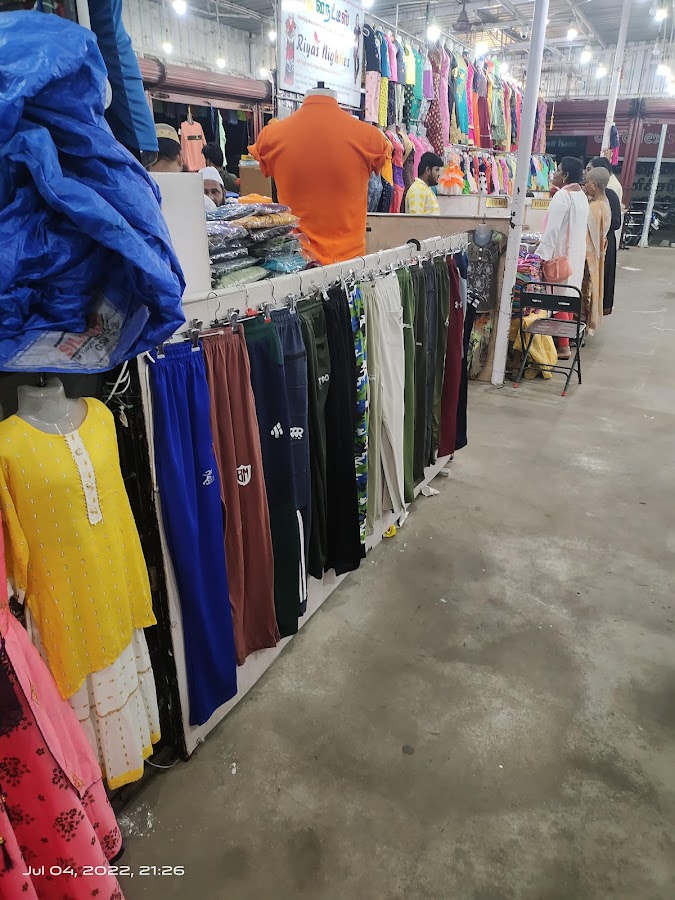 Textile Market - Photo 4