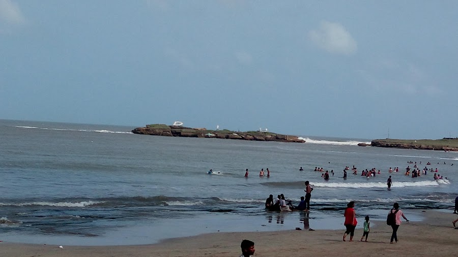 Nagoa Beach - Photo 2