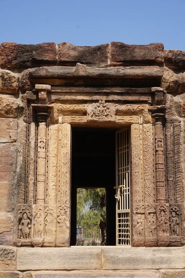Veniyavara Gudi - Photo 3