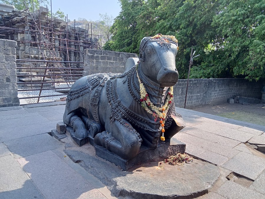 Thousand Pillar Temple - Photo 2